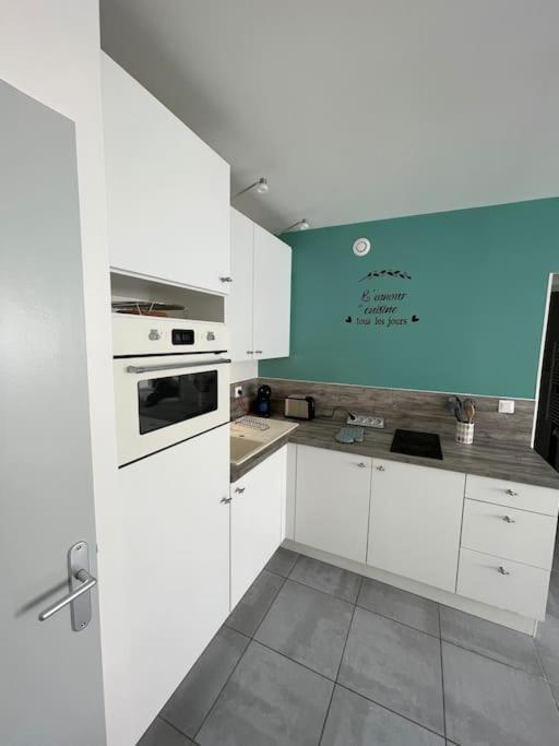 2 Pieces, Lumineux, Avec Parking Appartement Cabourg